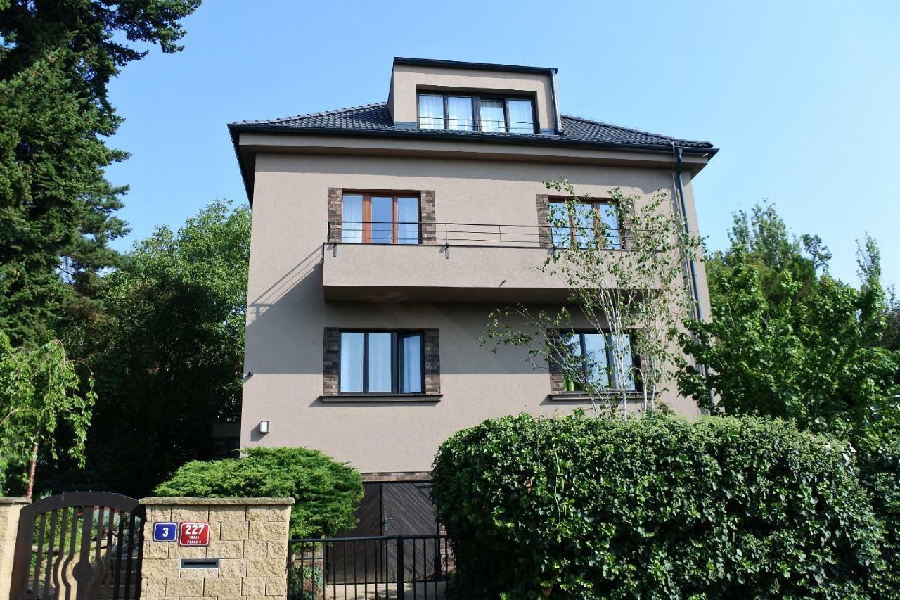 APARTMÁN V ZAHRADĚ PRAHA TROJA - APARTMENT IN THE GARDEN PRAGUE Troja Esterno foto