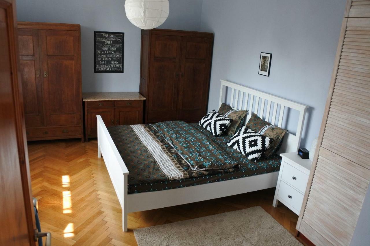APARTMÁN V ZAHRADĚ PRAHA TROJA - APARTMENT IN THE GARDEN PRAGUE Troja Esterno foto