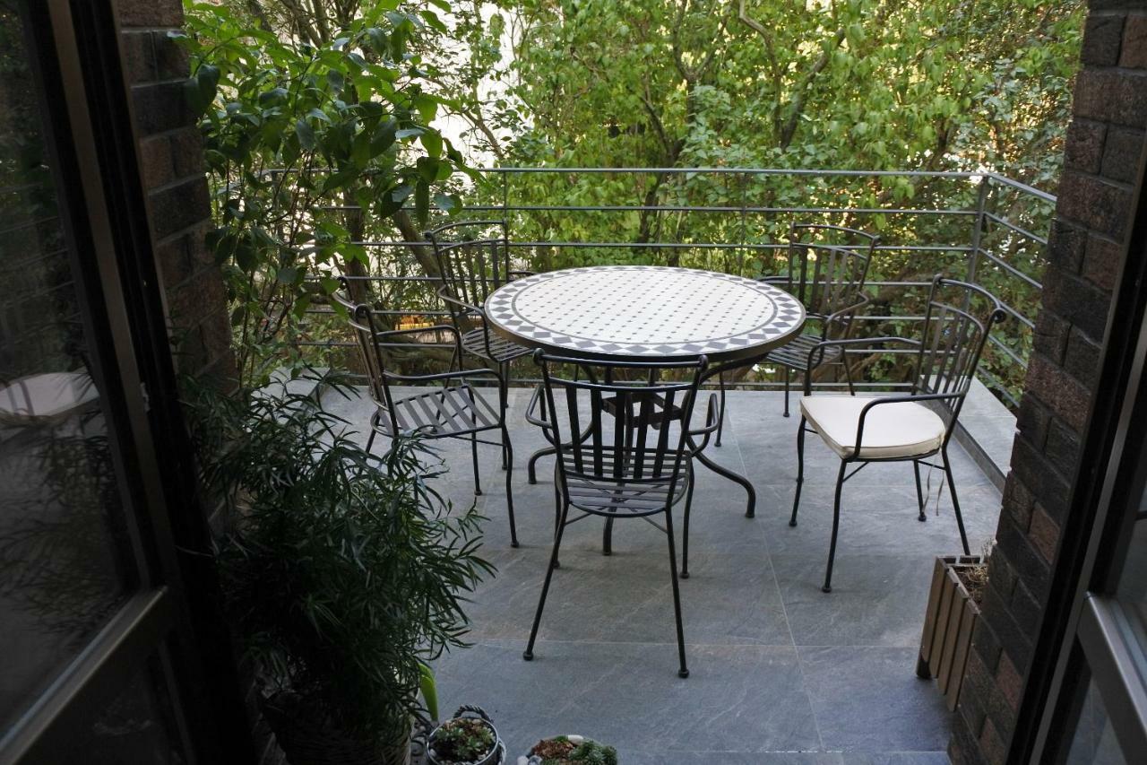APARTMÁN V ZAHRADĚ PRAHA TROJA - APARTMENT IN THE GARDEN PRAGUE Troja Esterno foto