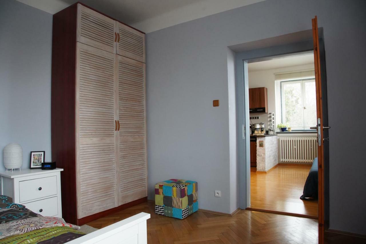 APARTMÁN V ZAHRADĚ PRAHA TROJA - APARTMENT IN THE GARDEN PRAGUE Troja Esterno foto